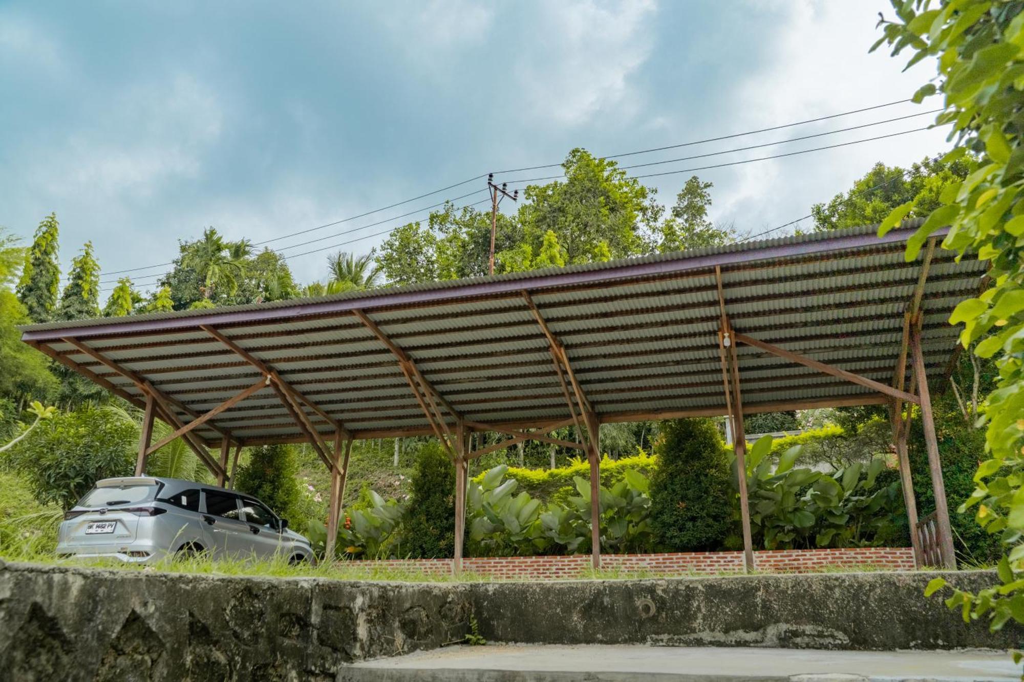 The Hawk'S Nest Resort Sabang  Exterior photo