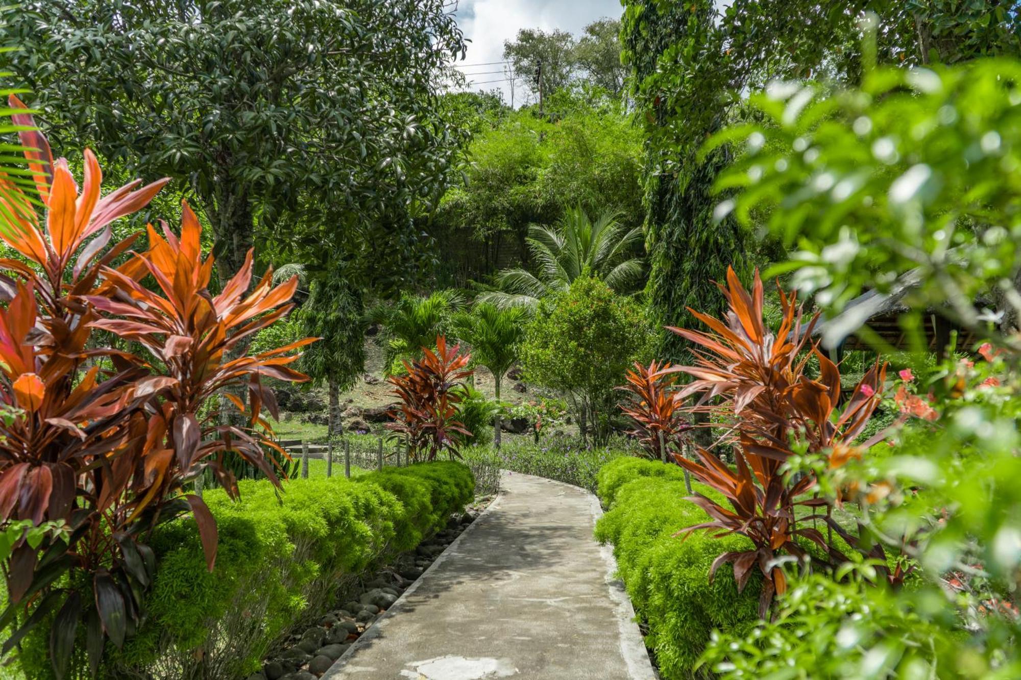 The Hawk'S Nest Resort Sabang  Exterior photo