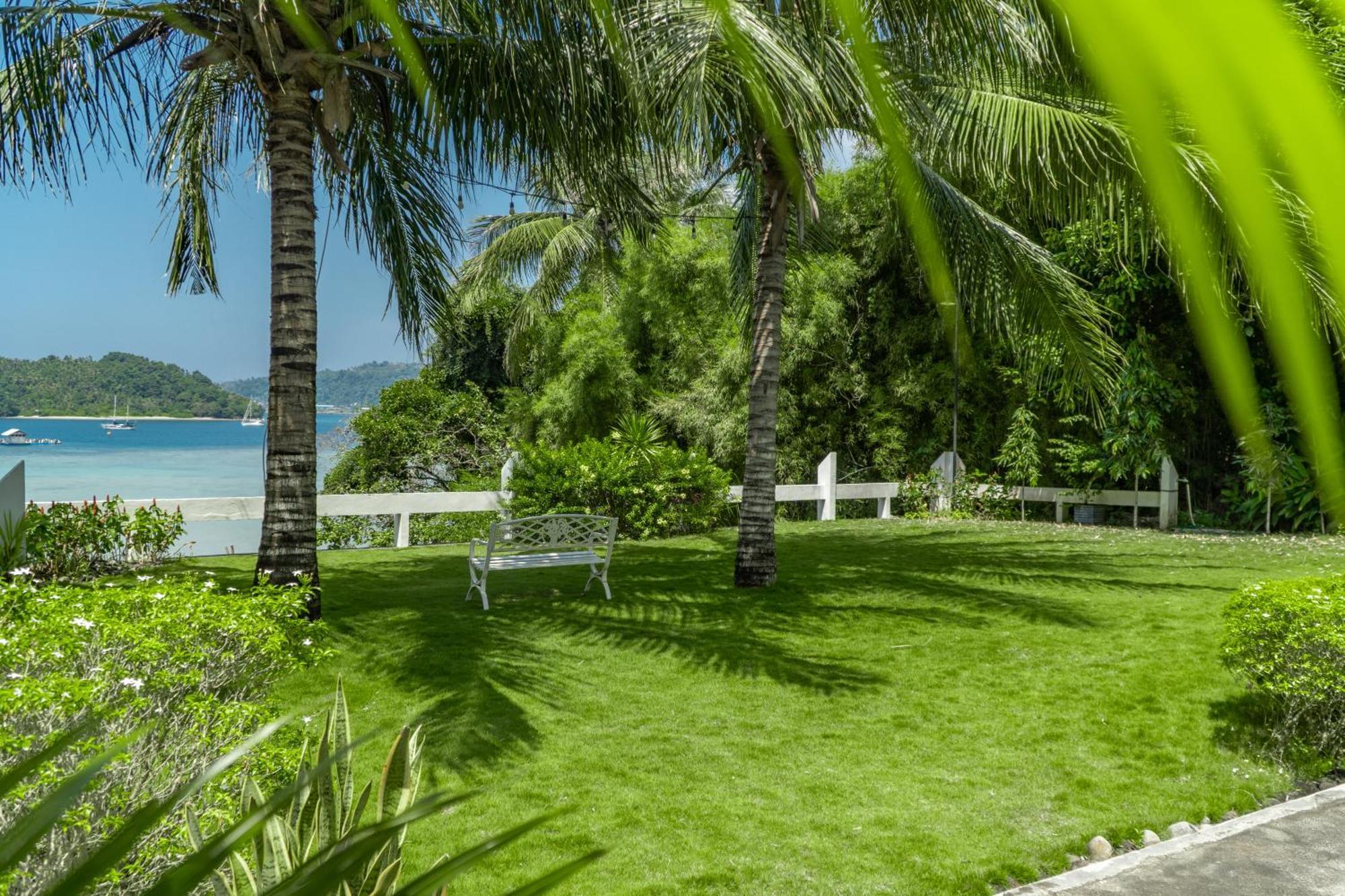 The Hawk'S Nest Resort Sabang  Exterior photo