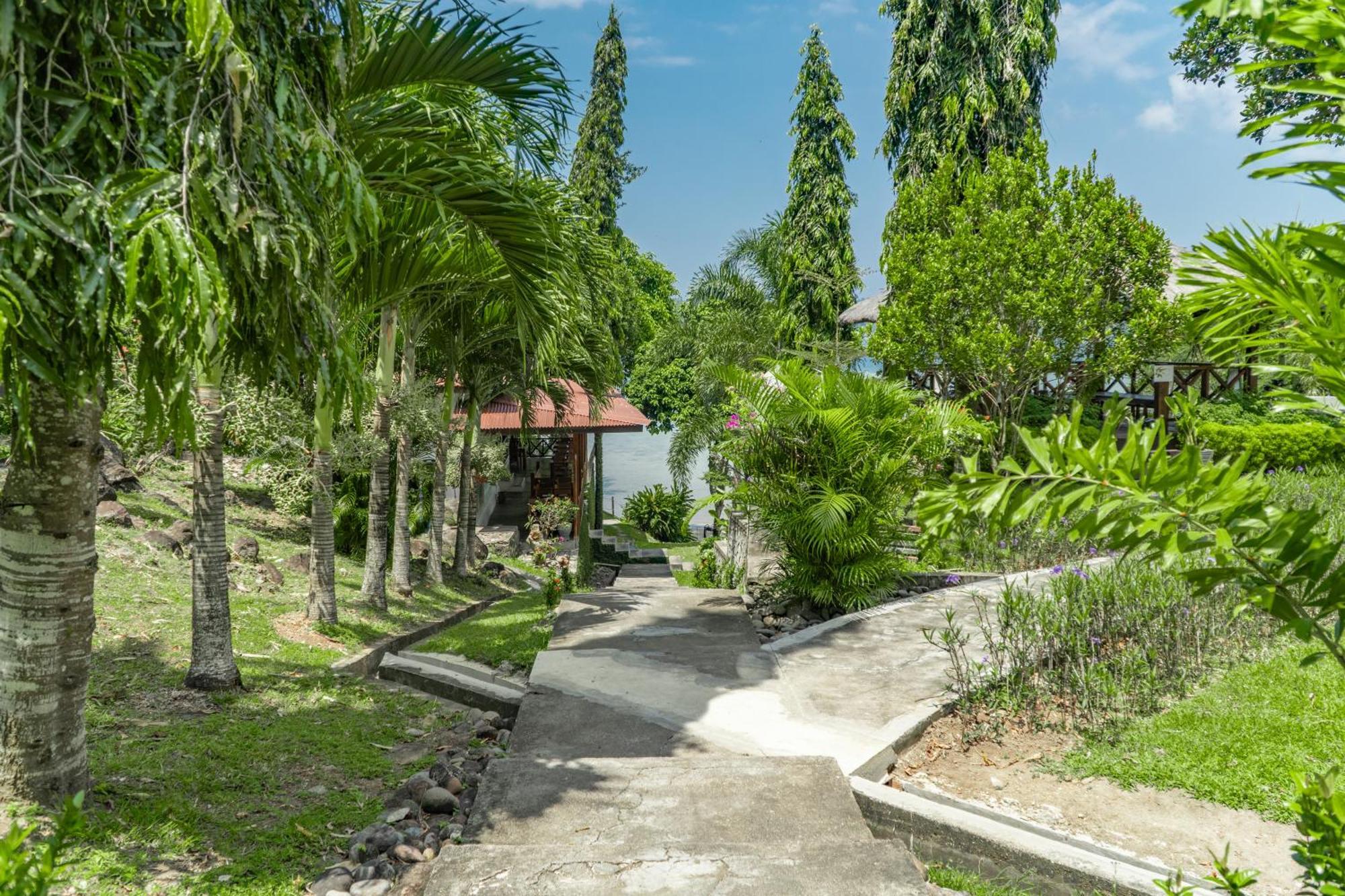 The Hawk'S Nest Resort Sabang  Exterior photo