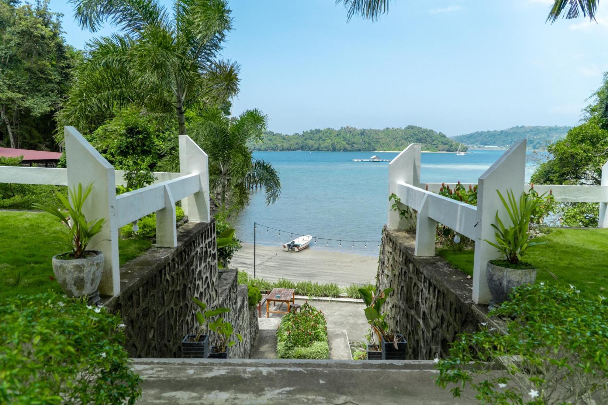 The Hawk'S Nest Resort Sabang  Exterior photo