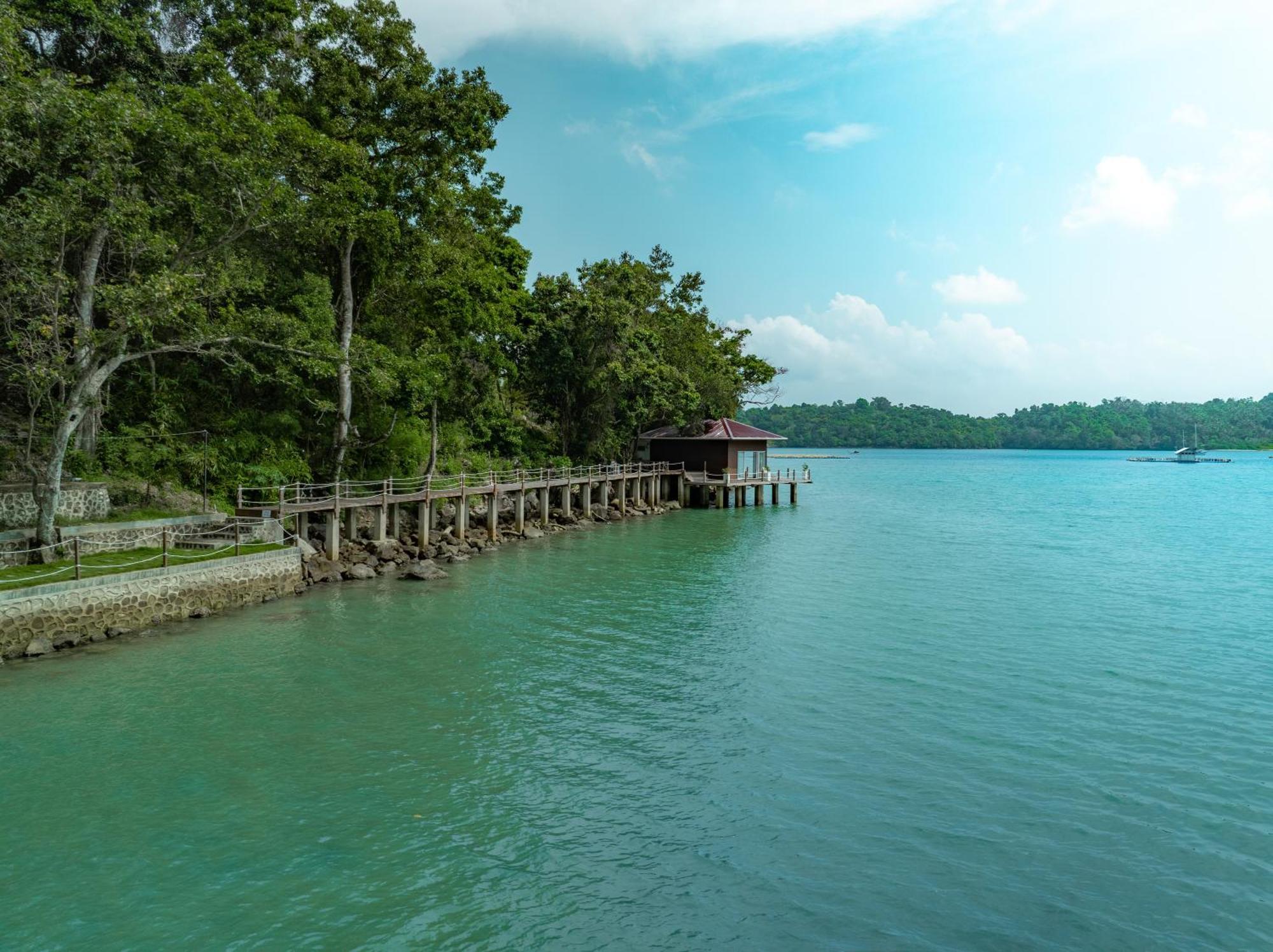 The Hawk'S Nest Resort Sabang  Exterior photo