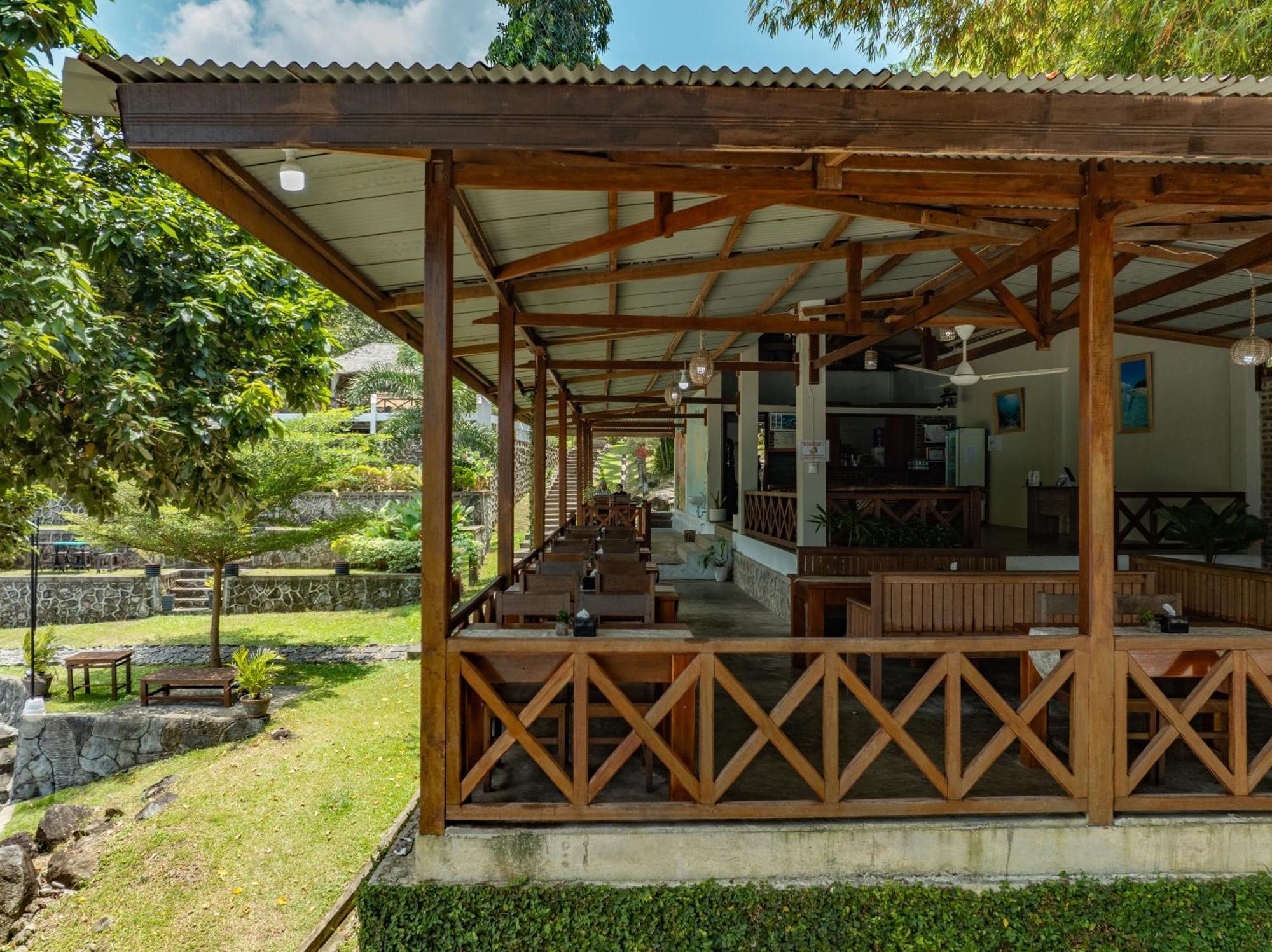 The Hawk'S Nest Resort Sabang  Exterior photo