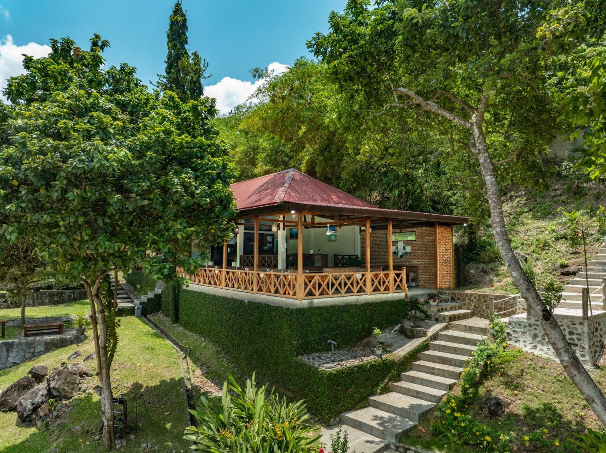 The Hawk'S Nest Resort Sabang  Exterior photo